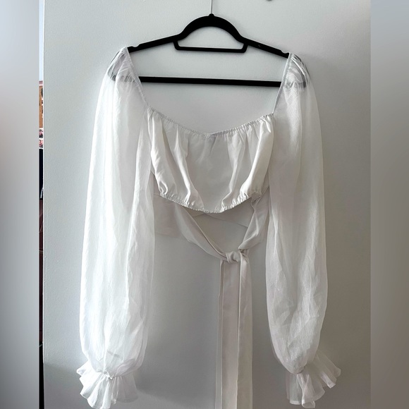 Long Sleeved Off the Shoulder Crop Top - Picture 3 of 5